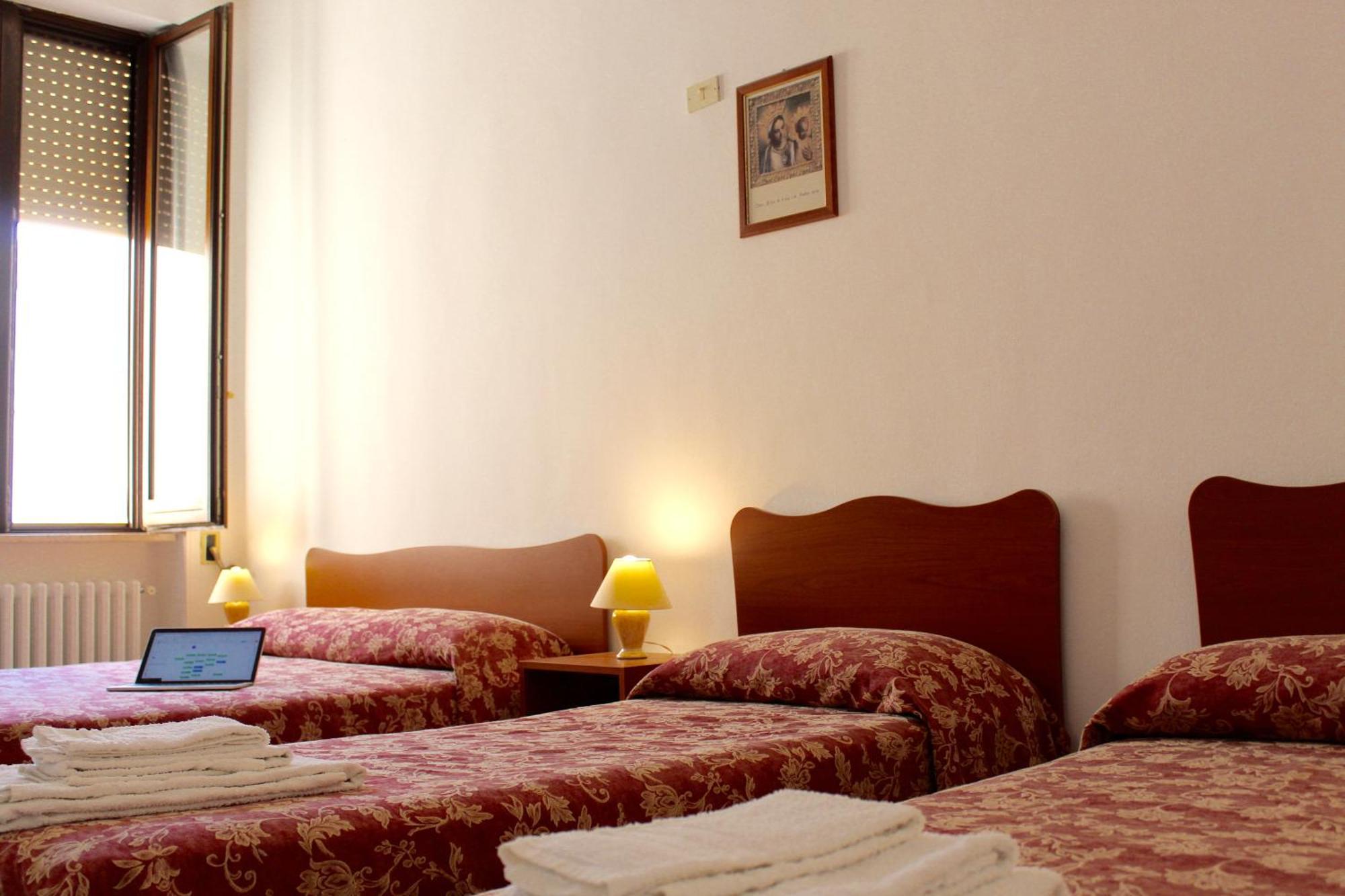 Albergo Del Santuario Santa Maria di Leuca Kültér fotó