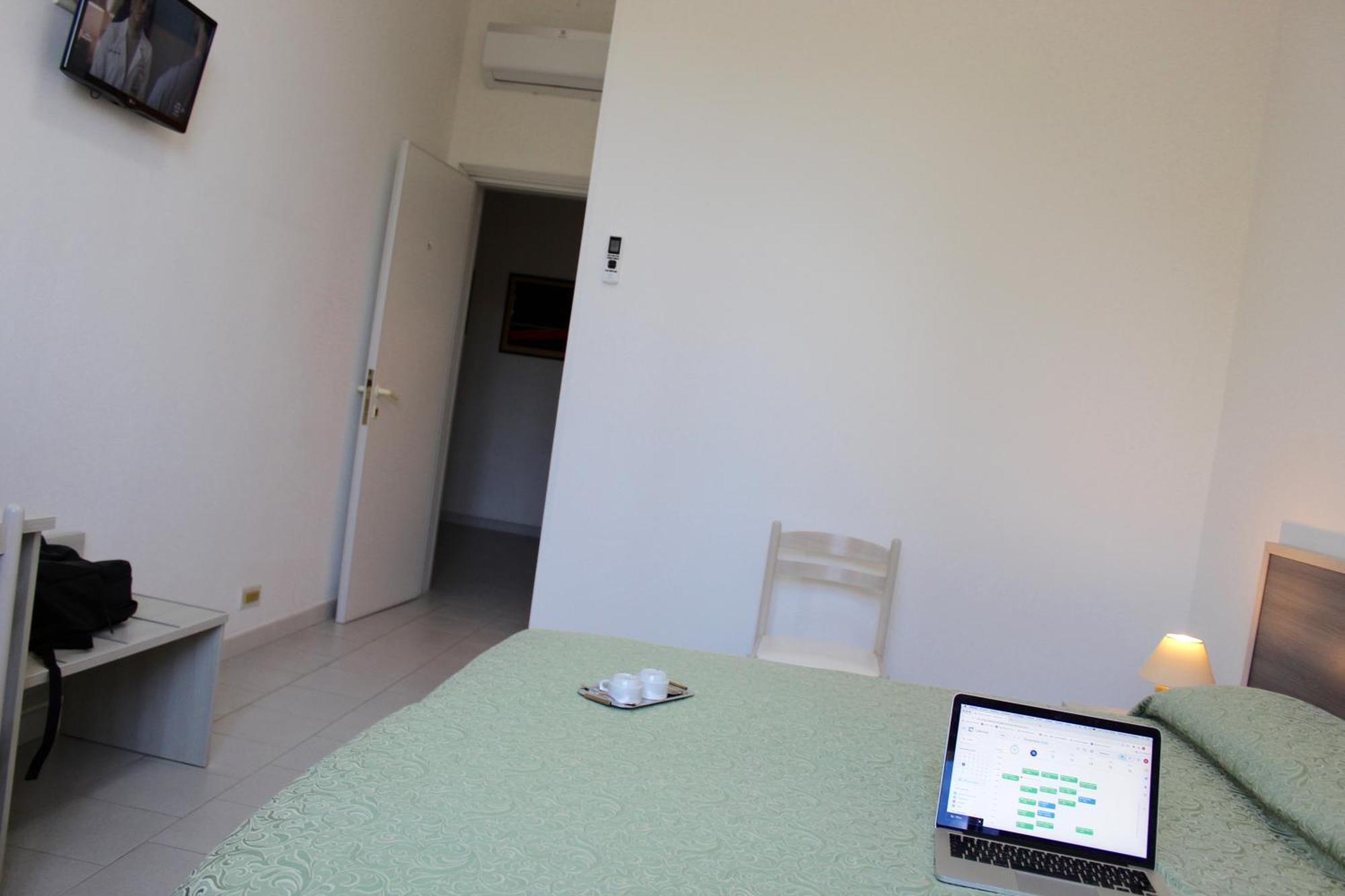 Albergo Del Santuario Santa Maria di Leuca Kültér fotó