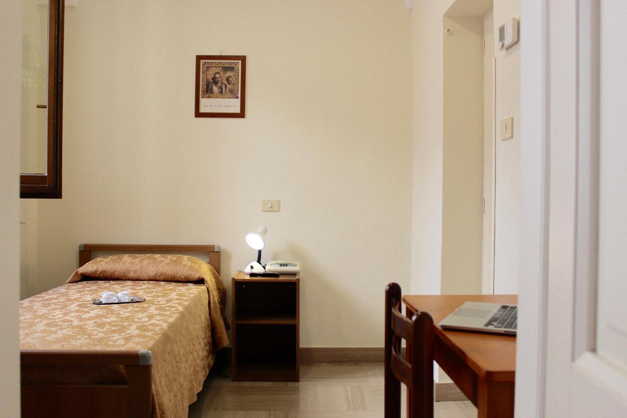 Albergo Del Santuario Santa Maria di Leuca Kültér fotó