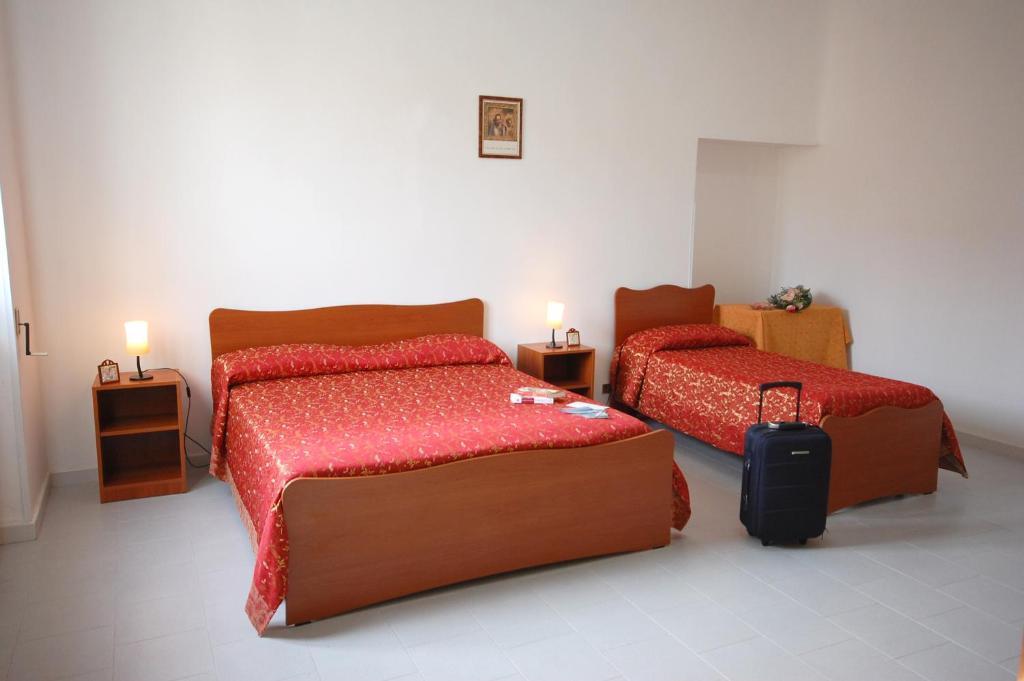 Albergo Del Santuario Santa Maria di Leuca Kültér fotó